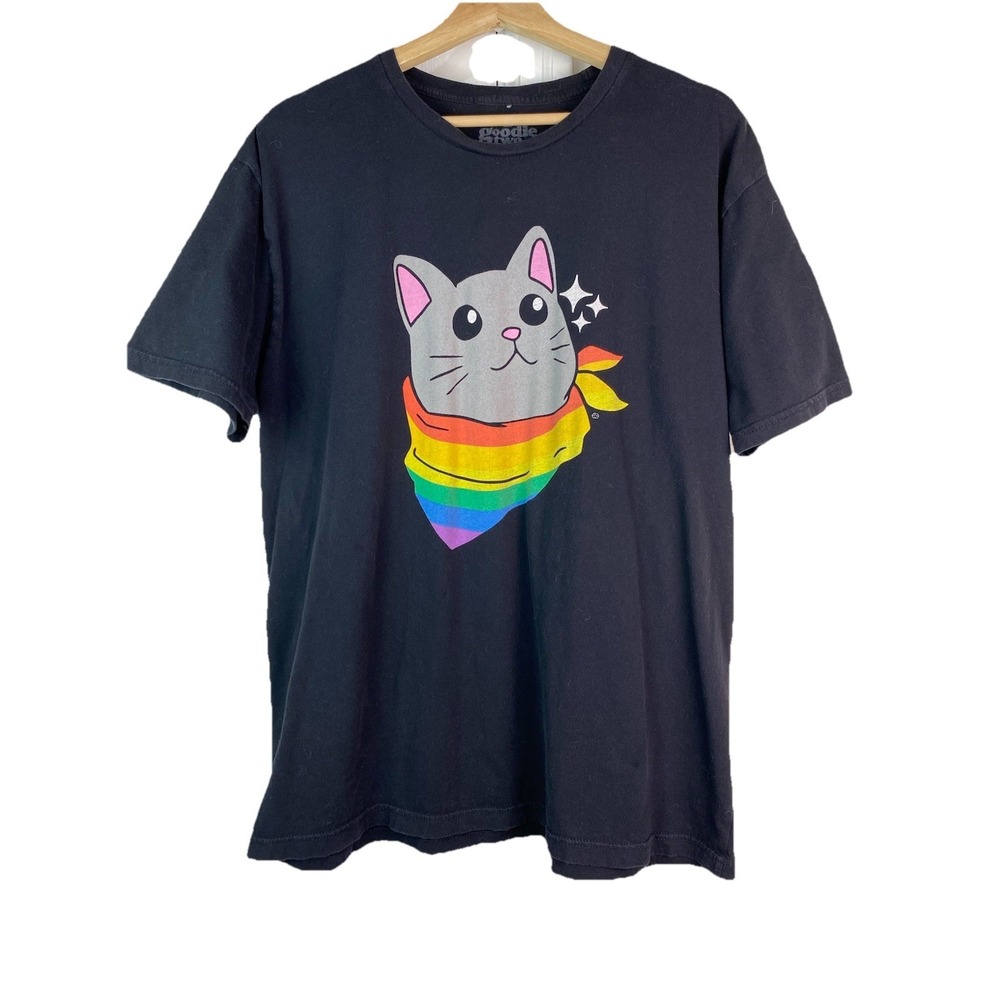 Goodie Two Sleeves Unisex XL Black Rainbow Handkerchief Scarf Cat Pride T-Shirt